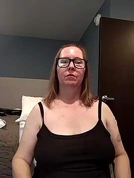 Snapshot of SweetandNaughty1 chatting on 09-19-25, 04:25 SweetandNaughty1 online show from 09-19-25, 04:25