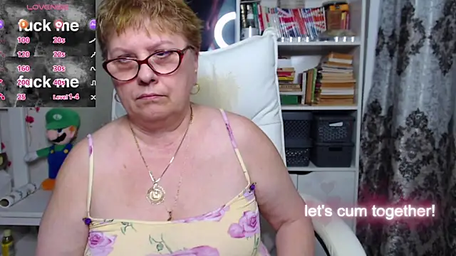 Snapshot of Mella4you chatting on 01-17-25, 02:50 Mella4you online show from 01-17-25, 02:50