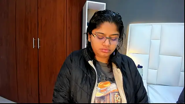 yeral2017 online show from 04-18-26, 11:14