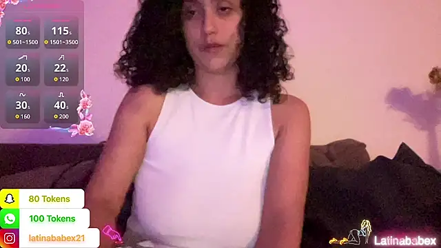 Snapshot of Latinababex chatting on 08-01-26, 09:57 Latinababex online show from 08-01-26, 09:57