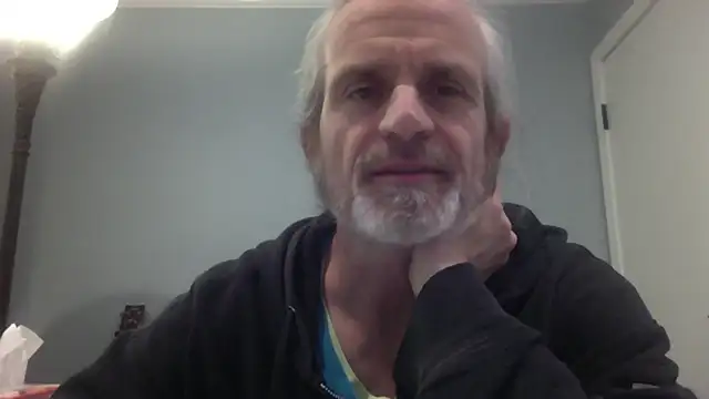 Snapshot of readyforfunxxx chatting on 12-05-25, 04:32 readyforfunxxx online show from 12-05-25, 04:32