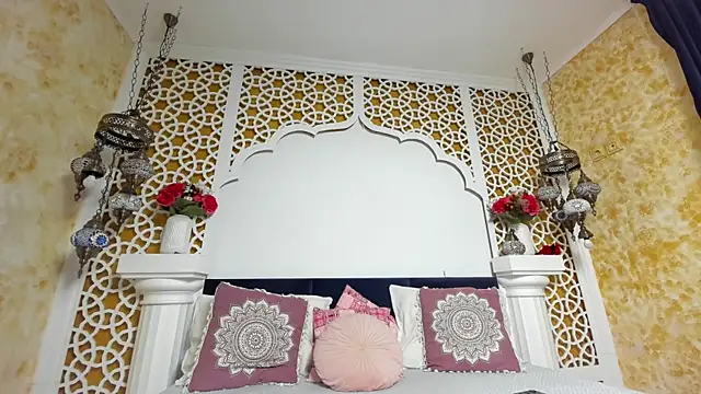 Snapshot of AleshaArabian chatting on 11-28-25, 05:10 AleshaArabian online show from 11-28-25, 05:10