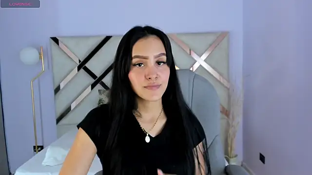 Snapshot of tati_saldarriaga chatting on 11-12-25, 09:03 tati saldarriaga online show from 11-12-25, 09:03