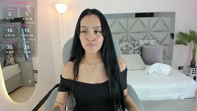 Snapshot of tati_saldarriaga chatting on 11-24-25, 08:41 tati saldarriaga online show from 11-24-25, 08:41