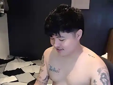 Snapshot of ASIANken911 chatting on 11-23-25, 07:57 ASIANken911 online show from 11-23-25, 07:57