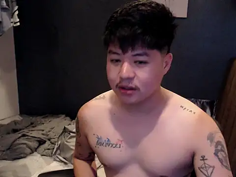 Snapshot of ASIANken911 chatting on 02-18-26, 02:57 ASIANken911 online show from 02-18-26, 02:57