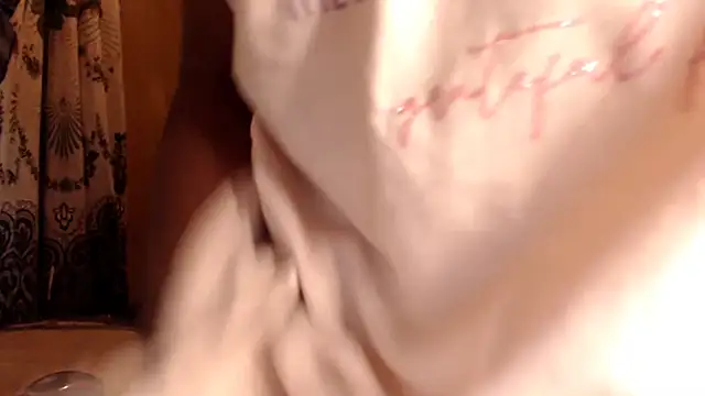 Snapshot of NaughtyGranny chatting on 10-18-25, 10:32 NaughtyGranny online show from 10-18-25, 10:32