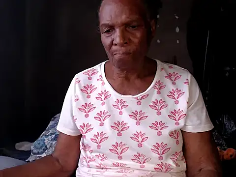 Snapshot of NaughtyGranny chatting on 11-12-25, 01:11 NaughtyGranny online show from 11-12-25, 01:11