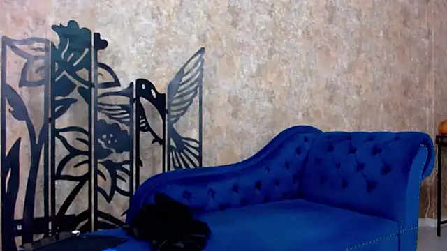 Snapshot of GoddessCeline chatting on 11-11-25, 12:43 GoddessCeline online show from 11-11-25, 12:43