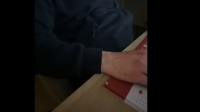 Snapshot of mrbigballs chatting on 02-16-26, 10:28 mrbigballs online show from 02-16-26, 10:28