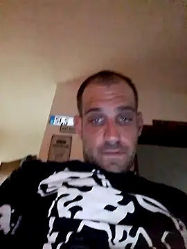 Codymc89 online show from 05-04-26, 02:35