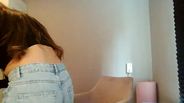 avajade online show from 09-24-25, 10:07