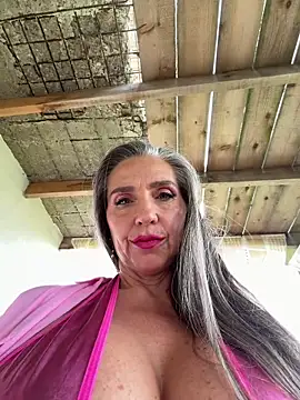 Snapshot of Alimela chatting on 06-06-26, 02:11 Alimela online show from 06-06-26, 02:11