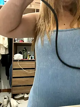 moniquerainx online show from 09-29-25, 10:25