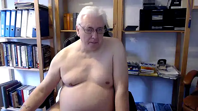 SchwanzhureXXL online show from 02-25-25, 08:47