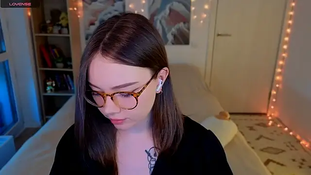 MilenaSaint online show from 04-21-26, 03:46