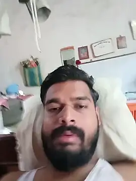 Snapshot of veaman9939 chatting on 07-12-26, 03:52 veaman9939 online show from 07-12-26, 03:52
