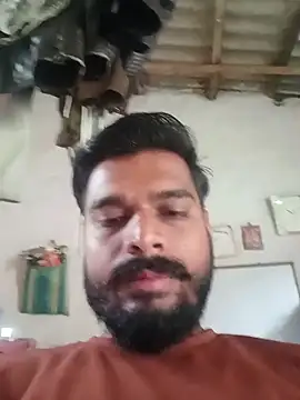 Snapshot of veaman9939 chatting on 07-13-26, 04:37 veaman9939 online show from 07-13-26, 04:37