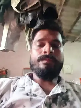 Snapshot of veaman9939 chatting on 07-15-26, 07:57 veaman9939 online show from 07-15-26, 07:57