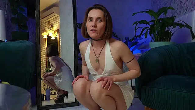 Snapshot of ClaraBendover chatting on 03-19-26, 08:02 ClaraBendover online show from 03-19-26, 08:02