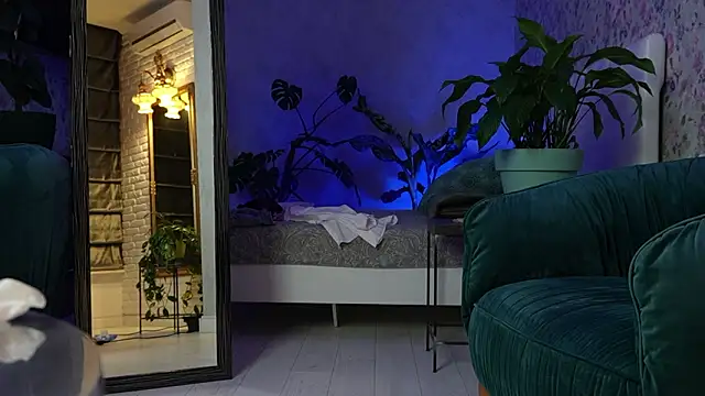 Snapshot of ClaraBendover chatting on 03-23-26, 08:13 ClaraBendover online show from 03-23-26, 08:13