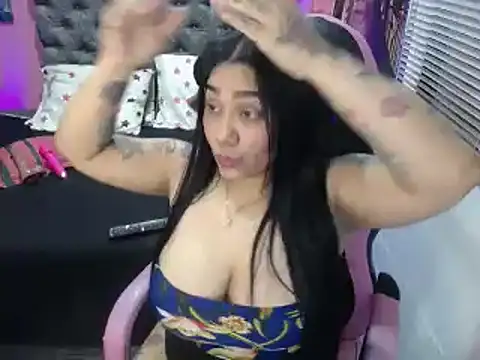 JEENEVIEVE online show from 02-15-25, 06:44