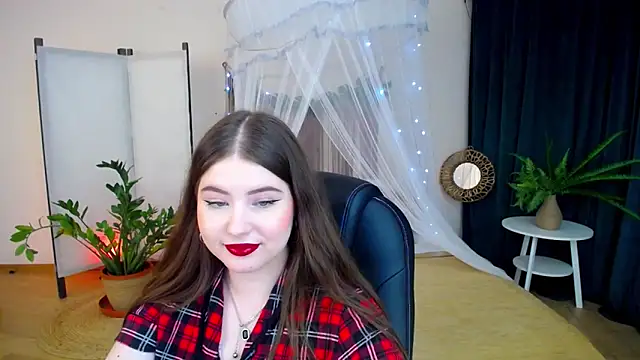 NicoleFoxery online show from 01-31-25, 09:16