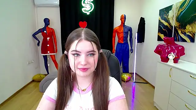 NicoleFoxery online show from 02-16-25, 06:21