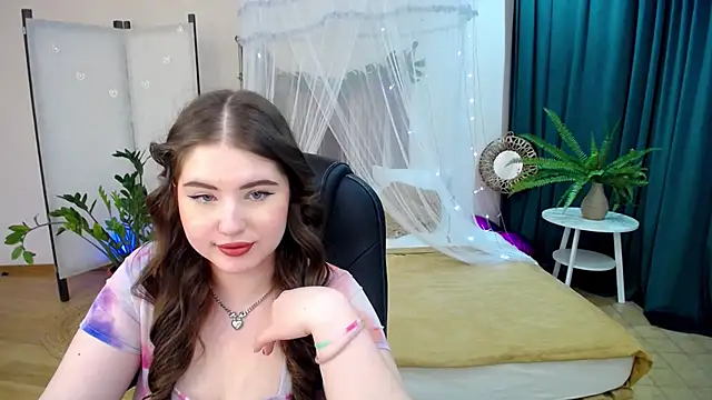 NicoleFoxery online show from 03-04-25, 09:29