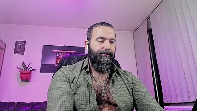 Snapshot of ChristophJules chatting on 12-14-24, 09:24 ChristophJules online show from 12-14-24, 09:24