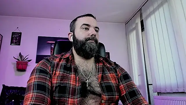 Snapshot of ChristophJules chatting on 03-08-25, 11:48 ChristophJules online show from 03-08-25, 11:48