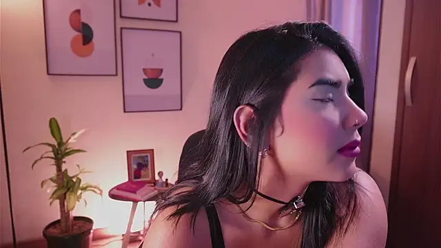 Isabella dior online show from 01-24-25, 02:41