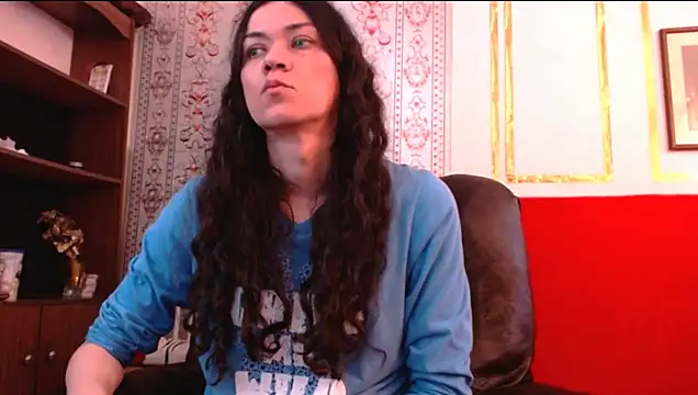 Snapshot of ShanyFerrati chatting on 02-15-25, 08:01 ShanyFerrati online show from 02-15-25, 08:01