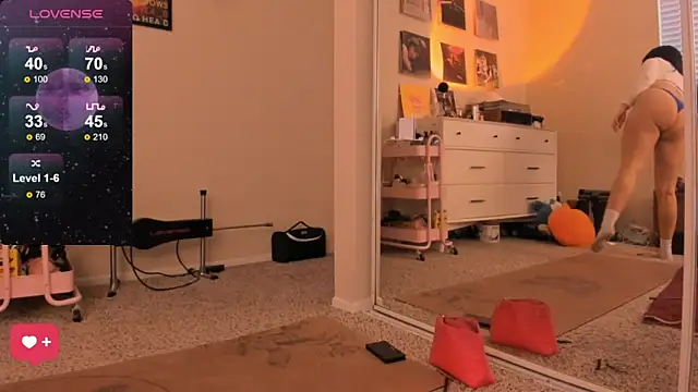 Evie-Luna online show from 01-22-25, 12:48