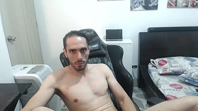 Snapshot of samuelgarcia_ chatting on 12-25-24, 11:54 samuelgarcia online show from 12-25-24, 11:54