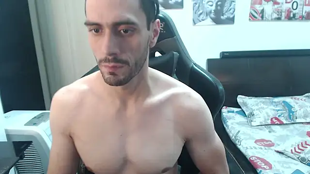 Snapshot of samuelgarcia_ chatting on 12-31-24, 07:10 samuelgarcia online show from 12-31-24, 07:10