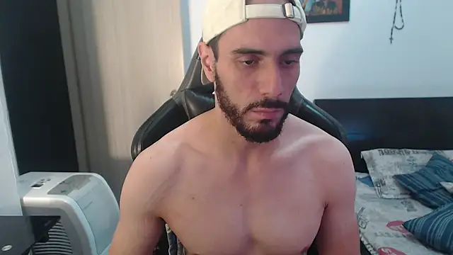 Snapshot of samuelgarcia_ chatting on 03-15-25, 08:15 samuelgarcia online show from 03-15-25, 08:15