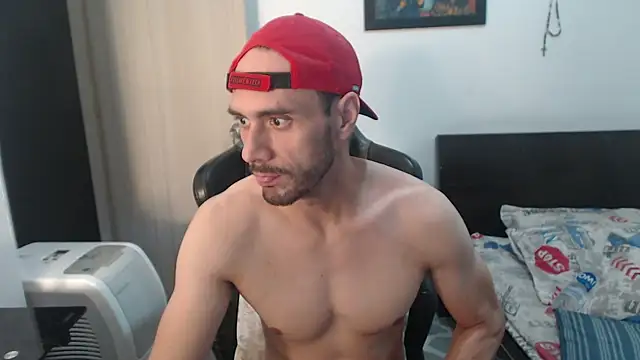 Snapshot of samuelgarcia_ chatting on 03-19-25, 12:34 samuelgarcia online show from 03-19-25, 12:34