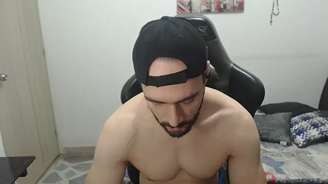 Snapshot of samuelgarcia_ chatting on 11-04-25, 10:47 samuelgarcia online show from 11-04-25, 10:47