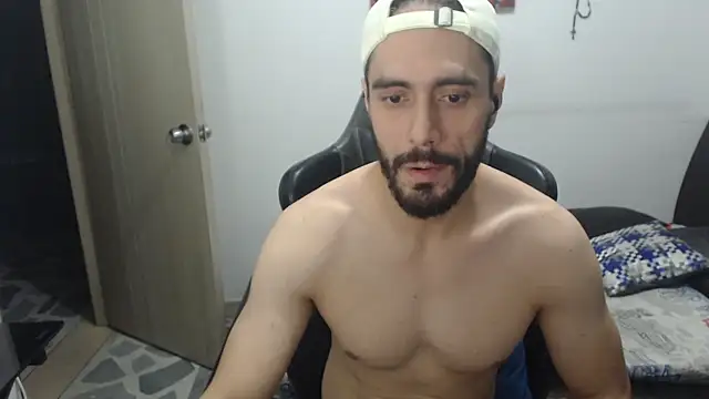 Snapshot of samuelgarcia_ chatting on 11-08-25, 10:59 samuelgarcia online show from 11-08-25, 10:59