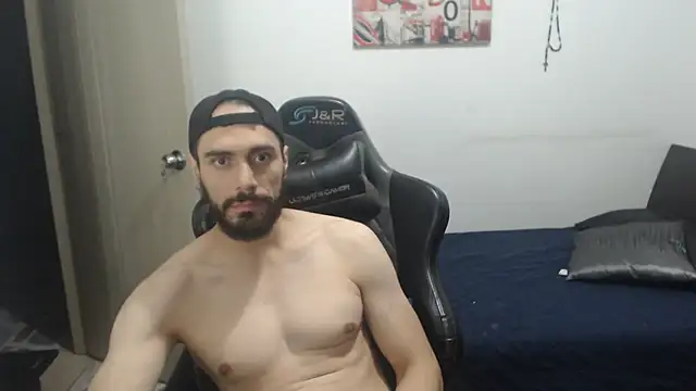 Snapshot of samuelgarcia_ chatting on 12-04-25, 07:39 samuelgarcia online show from 12-04-25, 07:39