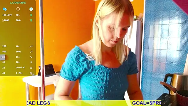 Ultra Meow online show from 07-08-26, 10:53