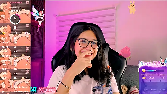 Snapshot of Luniverse chatting on 01-23-25, 12:14 Luniverse online show from 01-23-25, 12:14