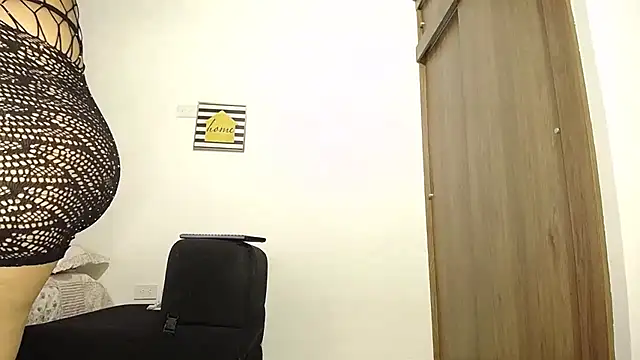 Snapshot of NATHALIA_SEX chatting on 02-07-25, 12:42 NATHALIA SEX online show from 02-07-25, 12:42