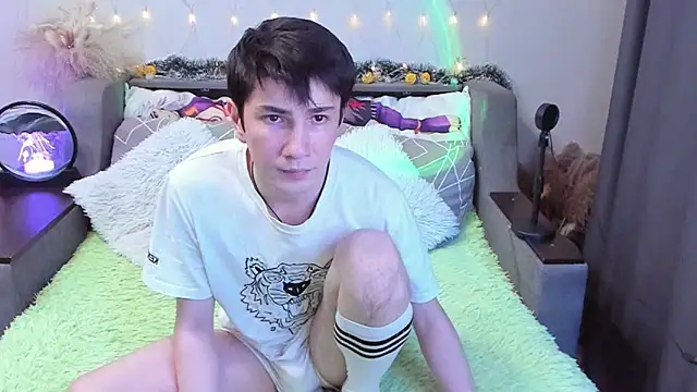 Yumi steve online show from 11-14-25, 03:22