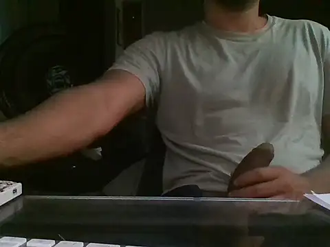 Snapshot of Michel22151gw chatting on 12-03-25, 05:33 Michel22151gw online show from 12-03-25, 05:33