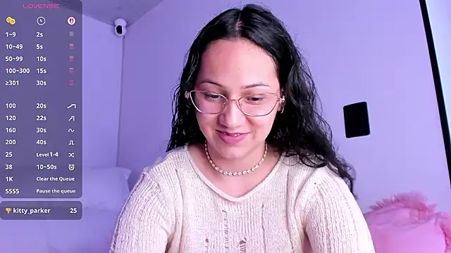 Snapshot of Anyi_1 chatting on 02-06-26, 01:21 Anyi 1 online show from 02-06-26, 01:21