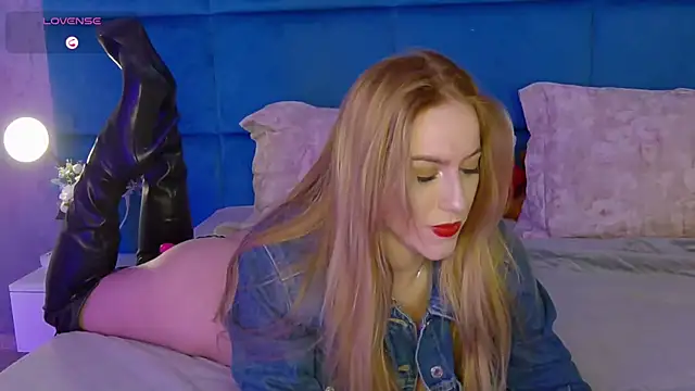 RockQueen A online show from 03-20-25, 05:36