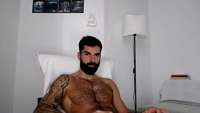 Snapshot of Verycutex chatting on 10-22-25, 07:19 Verycutex online show from 10-22-25, 07:19