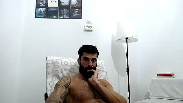 Snapshot of Verycutex chatting on 10-28-25, 06:43 Verycutex online show from 10-28-25, 06:43